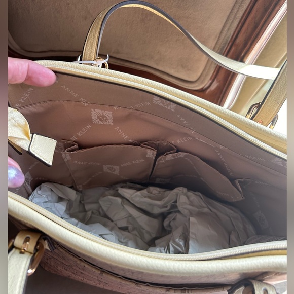 NWT Anne Klein Tan and Cream Cork Tote Bag with Card Holder - Picture 3 of 5